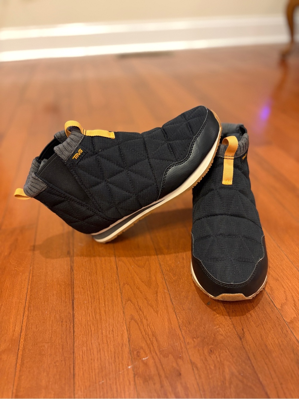 Teva | Remember Mid Slip on Quilted Black Bootie size 6
